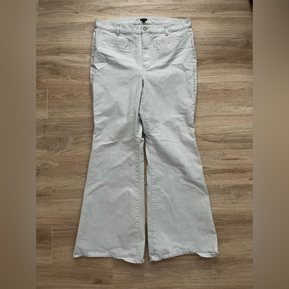 J.Crew Women’s Vintage flare pant in washed twill Light Blue - Size 32 - Picture 2 of 7